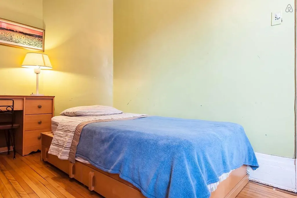 Alexandrie Hostel Montreal