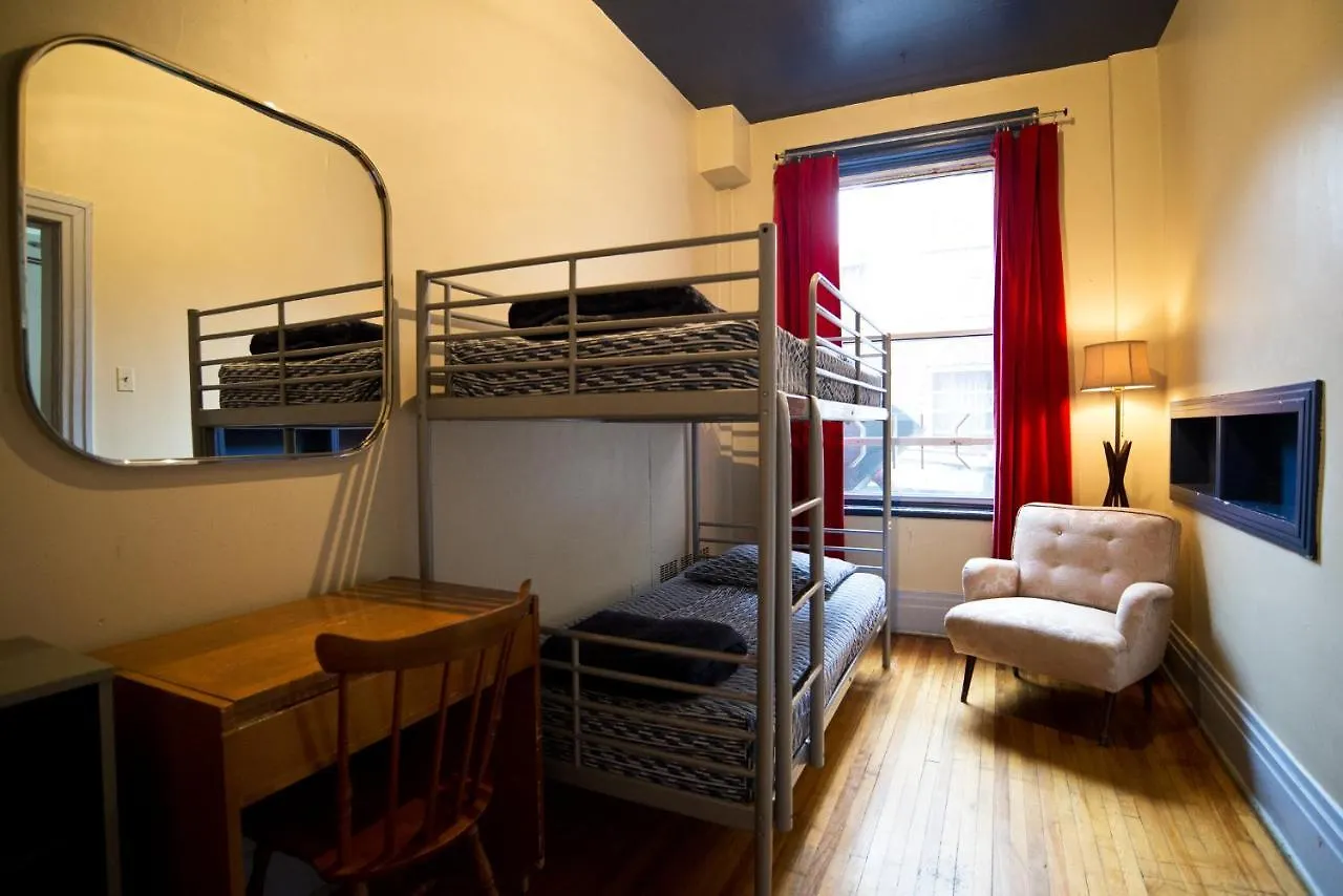 Alexandrie Hostel Montreal Canada